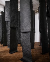 2023_Black Momentum, Part No. 1, Space; Ausstellungsansicht / Exhibition View, B74 Raum für Kunst Luzern, Foto: Roberto Conciatori; ©Stella Pfeiffer