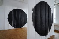 Stella Pfeiffer; BLACK CIRCLE No 1, No 2; 2021, Tusche auf Chinapapier, Grössen variabel; Studiosituation; Foto: Stella Pfeiffer; © Stella Pfeiffer